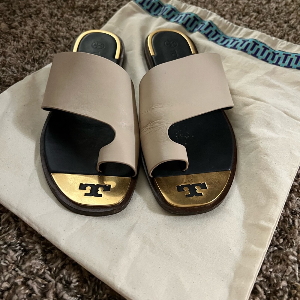 Tory Burch Flat Sandals